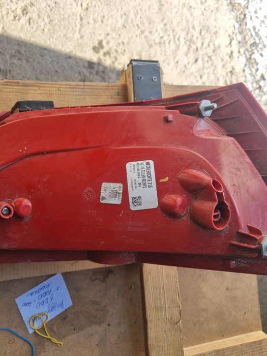 Продам задні фонарі  на Ауді Q7   4L 2010-2015 р