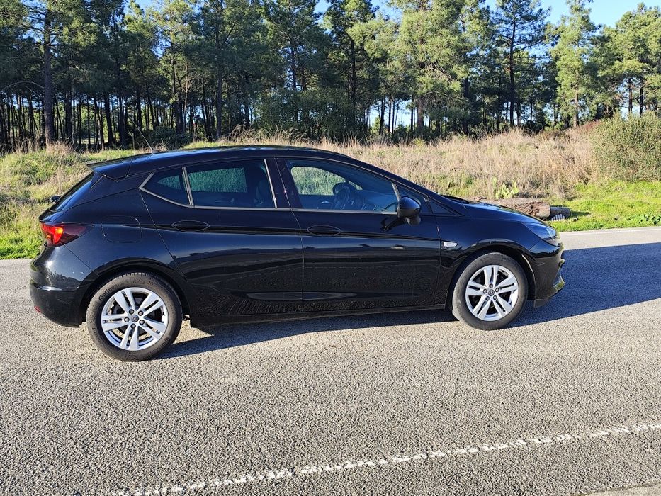 Opel Astra 1.2T Nacional 65000kms