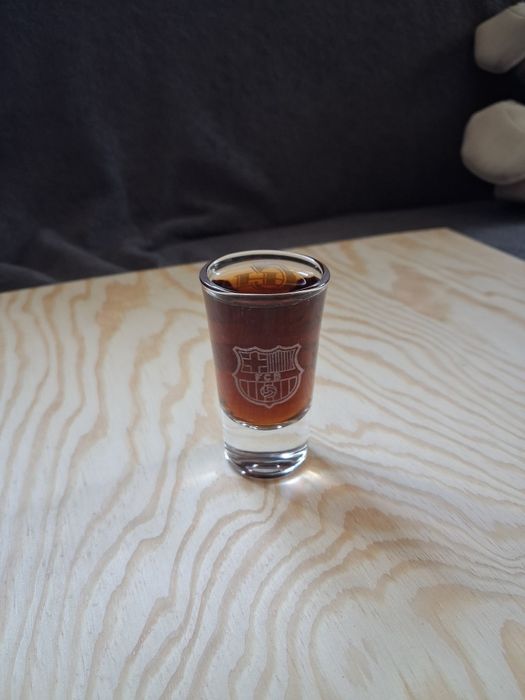 Grawerowanie szkła szklanek szyb