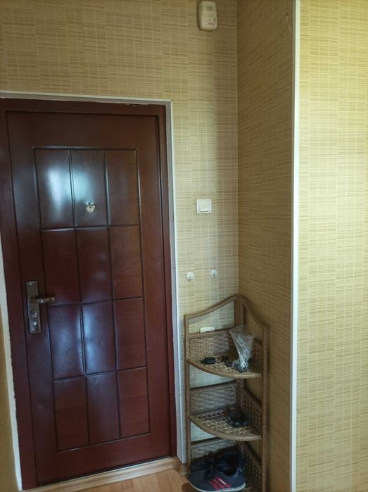 Сдам большую по площади 1 комнатную квартиру на Черемушках Дом Мебели