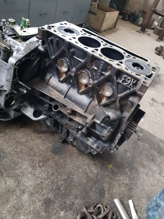 Форсунки,тнвд,дачик Renault Laguna 2 1.9dci.Вакумний насос. Гбц