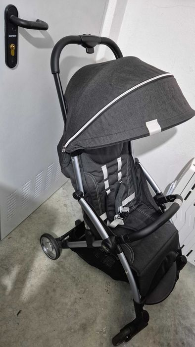 Carrinho abre e fecha fácil