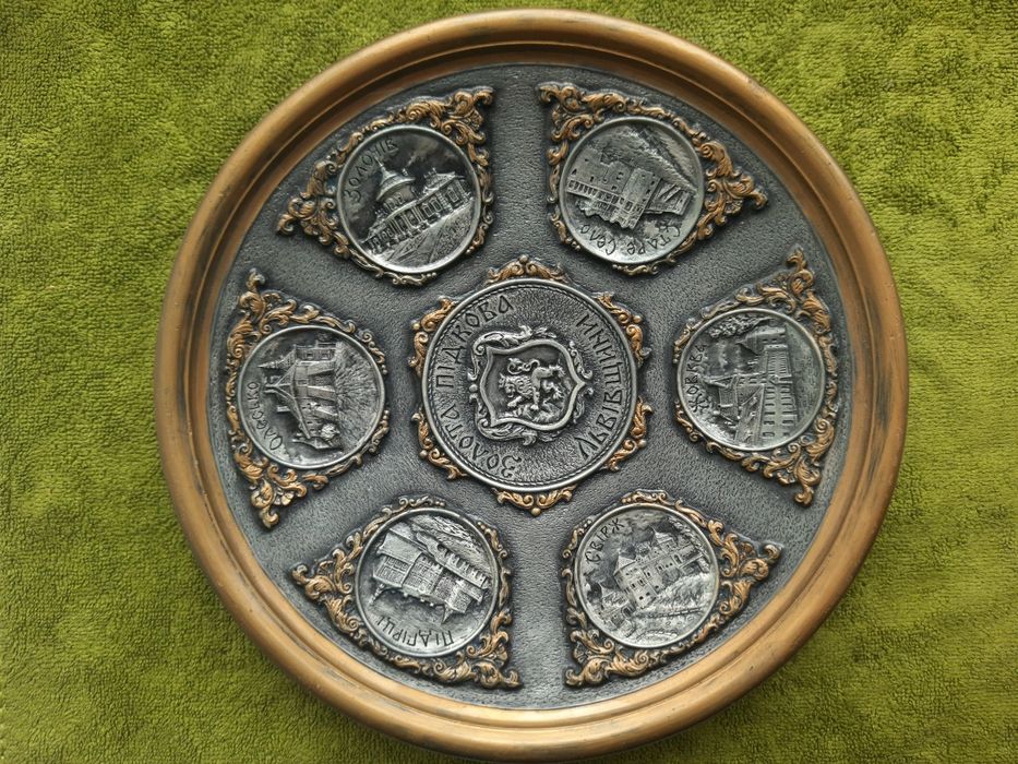 Декоративне панно "Замки Львівщини" – колекційна кераміка