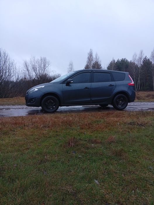 Продам Renault Scenic
