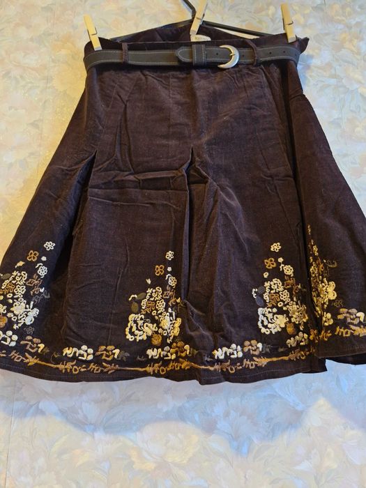 Віддам жіночі наряди