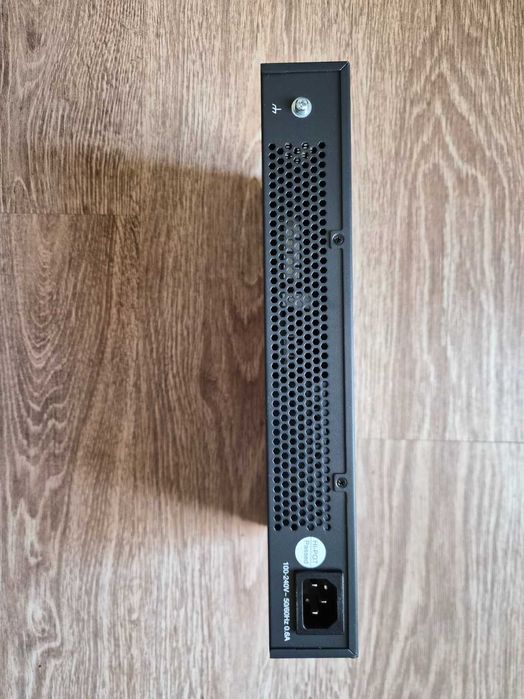 Комутатор TP-Link TL-SG1024D 24 порти гігабіт + кабель і кріплення