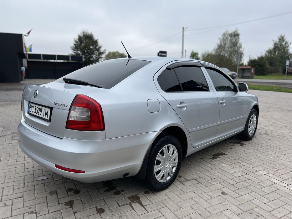 Продаж машини шкода а5 2012 рік