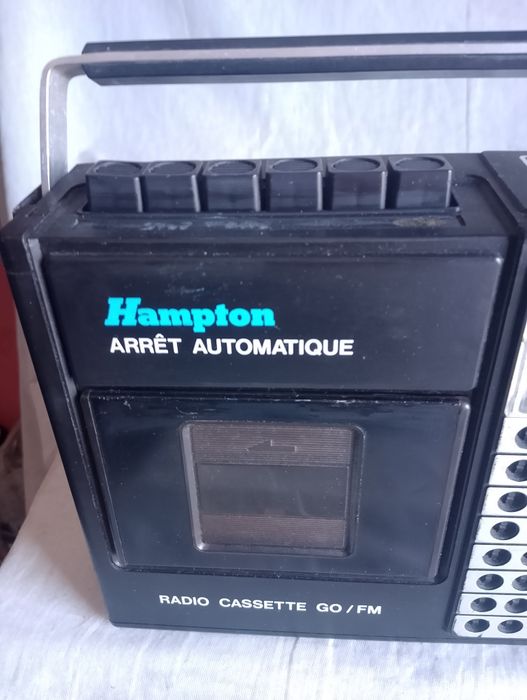 Rádio portátil, bom estado