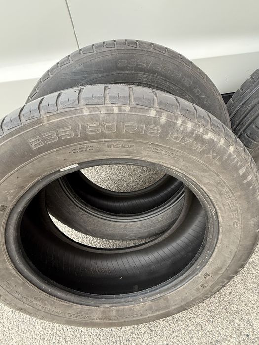 Резина Nokian 235/60/18 летняя б/у (4шт.)