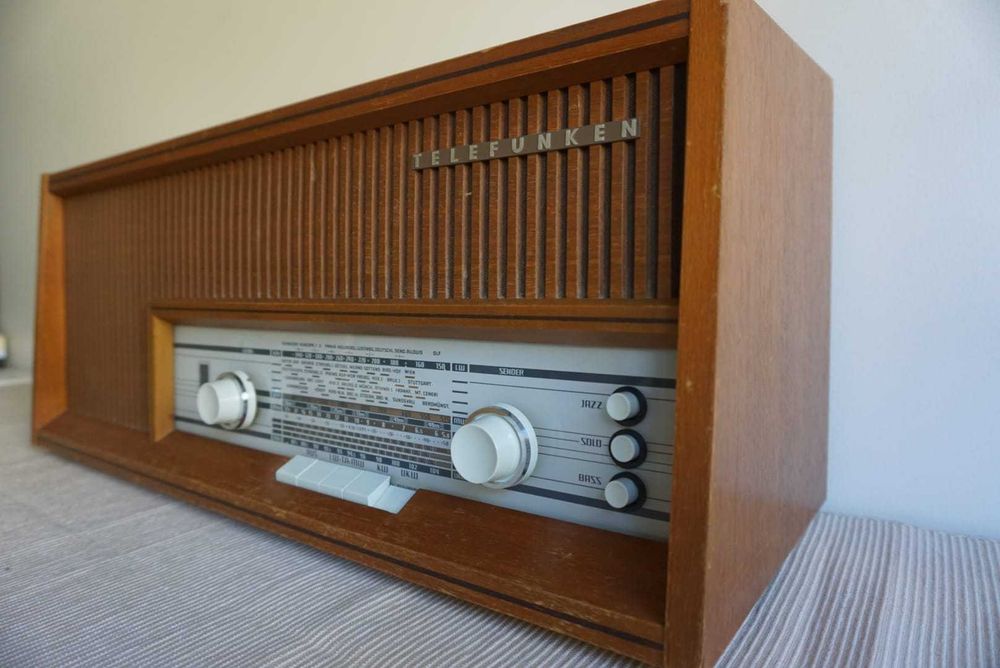 Retro radio Telefunken Andante 1462 - rádio válvulas antigo [c/ FM]