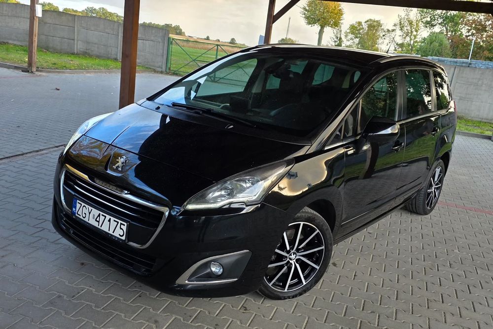 Peugeot 5008