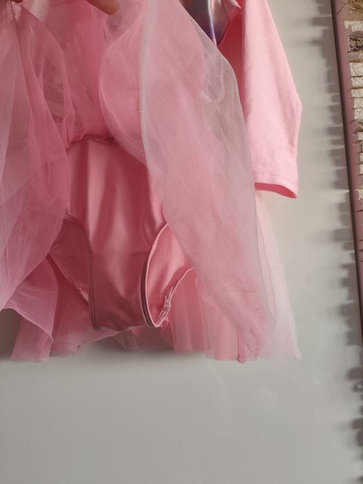 Strój baletowy H&M (116)