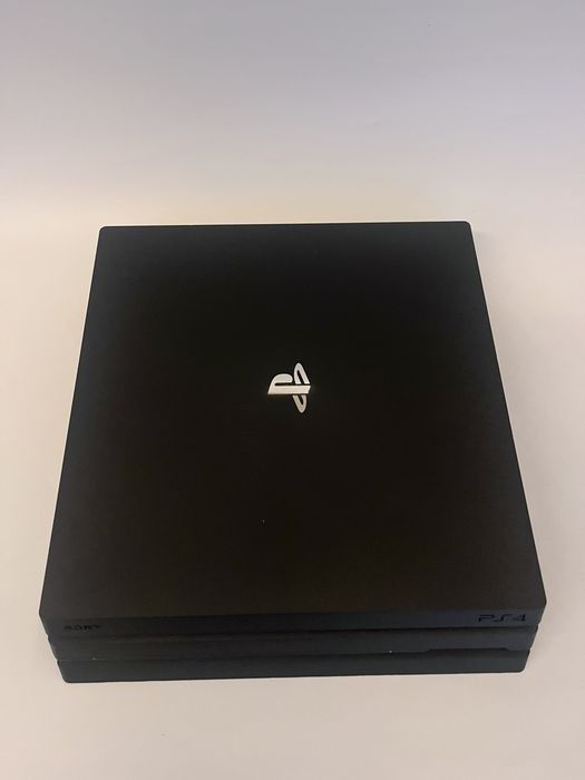 Sony PS4pro супер стан+ 16iгор ,Працює ідеально