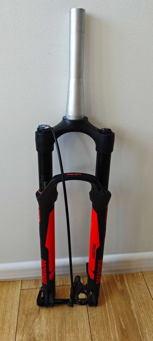 Amortyzator Rock Shox Reba RL koło 29 tapered 195mm blokada Pushlock