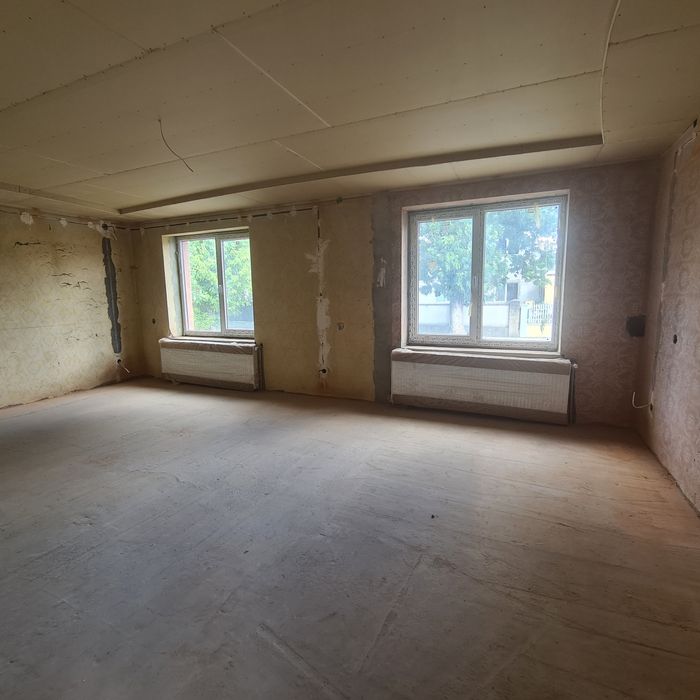 Продається будинок в центральній частині м.Берегове