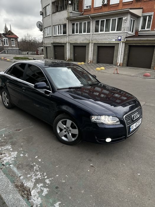 Володію авто близько двох років, за час володіння було заміна форсунок, стійки по колу, Котушки запалення та свічі (NGK) , заміна усіх прокладок двигуна , ходова частина повністю зроблена , коробка та двигун у гарному стані , максимальна комплектація : музика Босе , дачик дождю, дачик світла, ксенон головних фар та противо туманок ,памʼять сидінь, підігрів передніх сидінь. Має невеликі нюанси по кузову ( на фото все видно). Ціна вказана без торгу. Гума NOKIAN зимова у гарному стані. 22.12.2025 було проведено повне ТО.