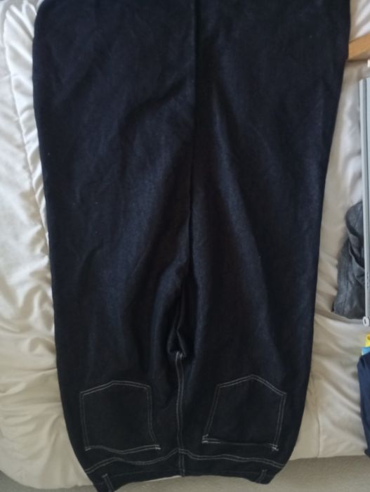 Calça baggy nunca usada