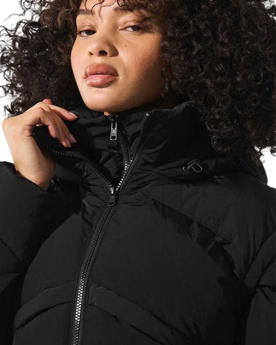Куртка Alo Yoga Glacier Puffer Jacket Black