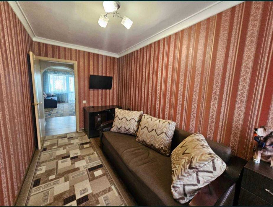 ПРОДАЮ гарна 2к квартира ПР.СЛОБОЖАНСЬКИЙ Калинова ТЦ Млин ГАЗ!