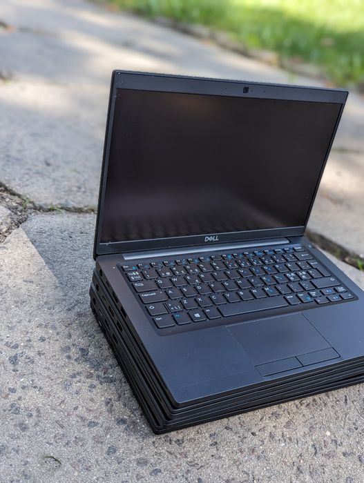 ОПТ.Топовий ноутбук Dell Latitude 7390/13/i7-8650U/16/256/FullHD/IPS