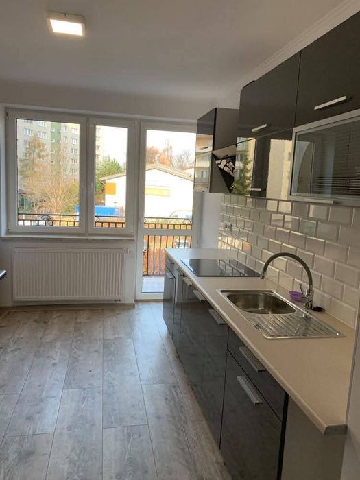 Wynajmę dom 350 m² – Wołomin centrum zparkingiem i ogrodem