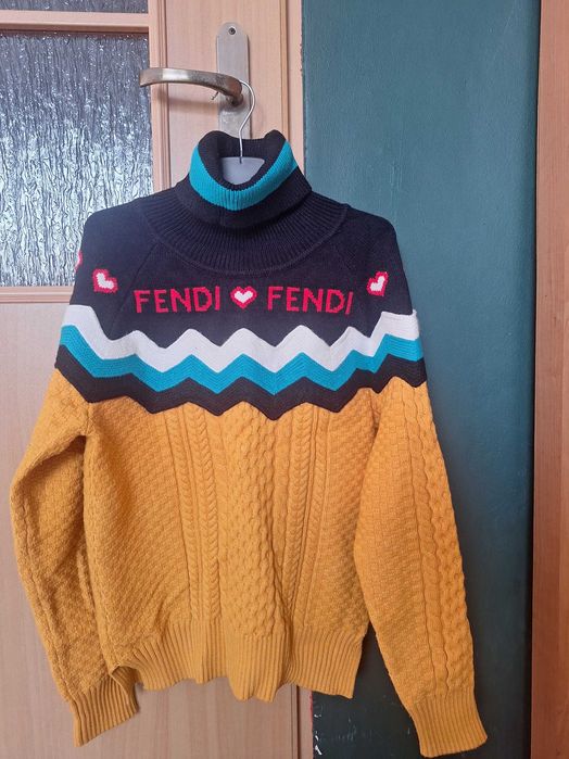 Golf damski piekny fendi