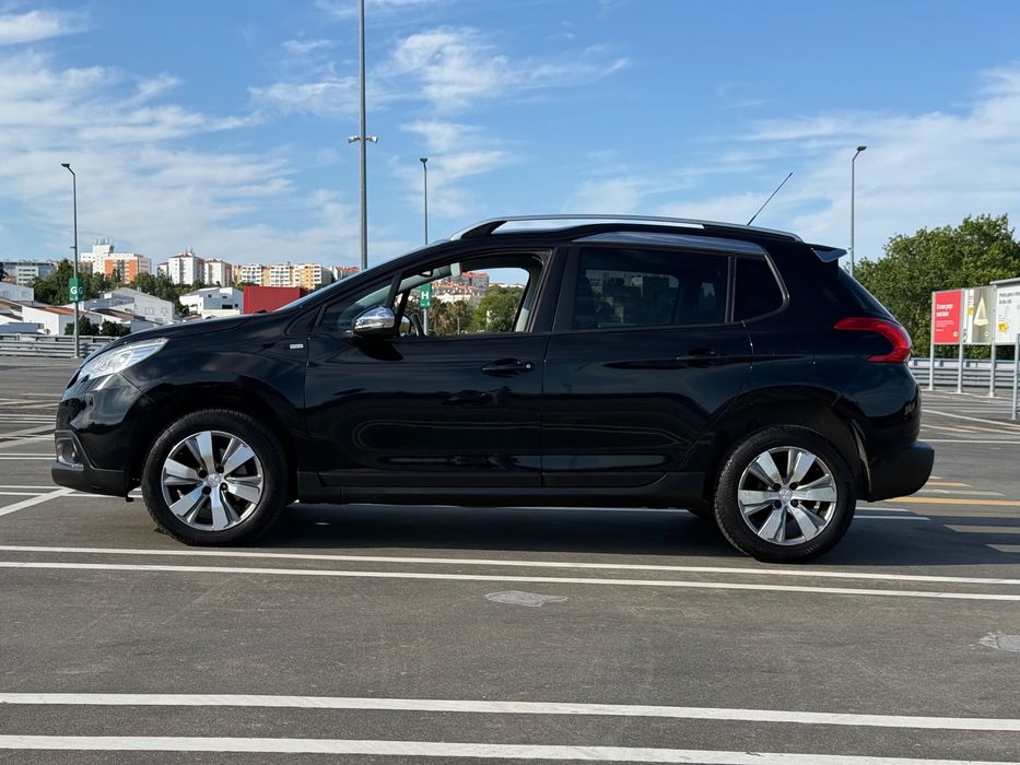 Peugeot 2008 — fotografia 5