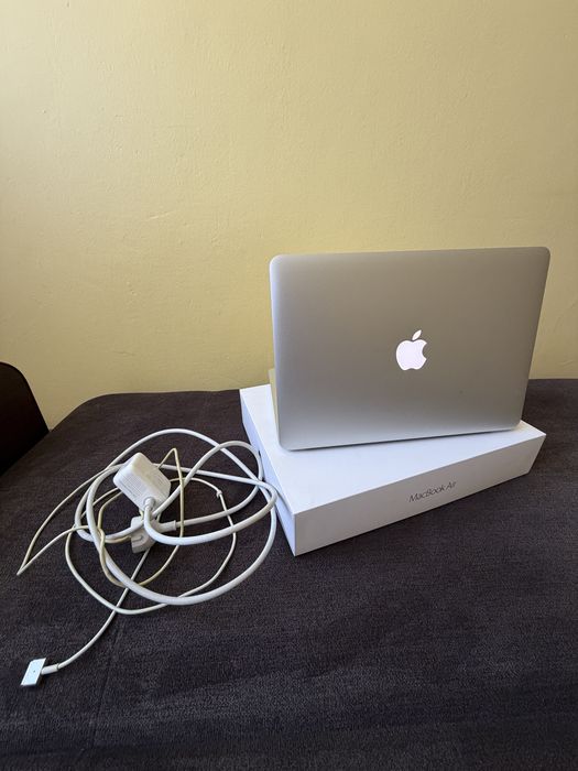 Macbook Air i5/8/512GB 2017r. + zasilacz + pudełko, idealny do pracy biurowej