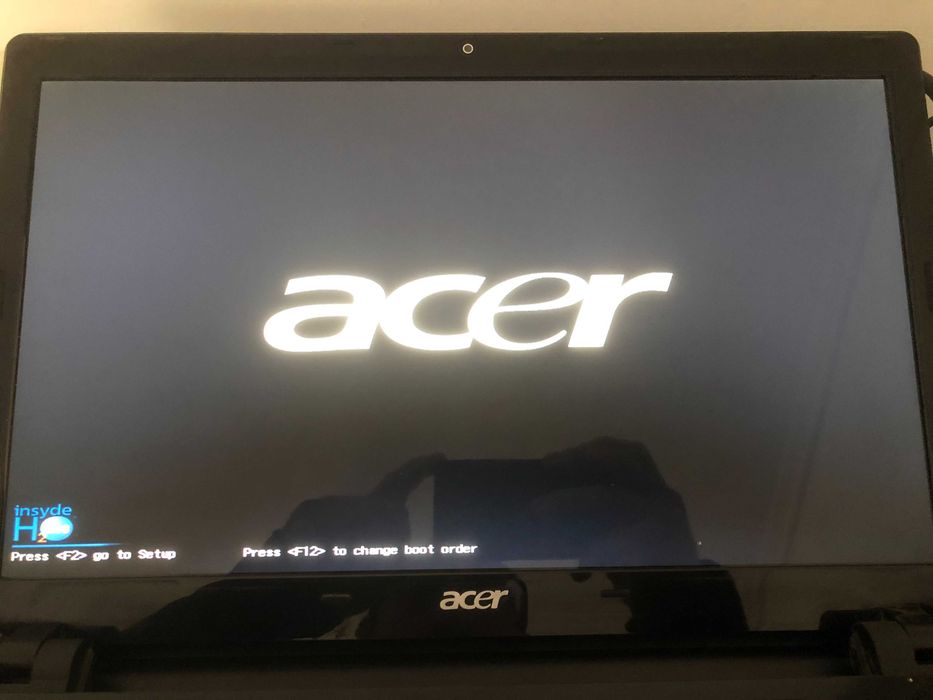 2 Portáteis com avaria