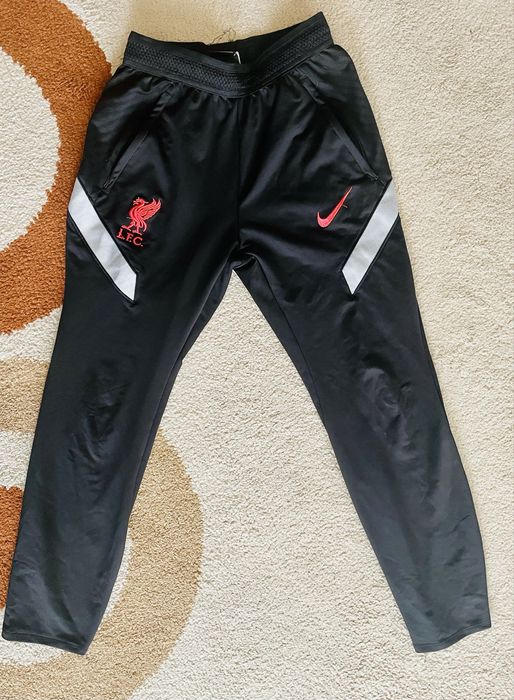 Calcas Nike como novas