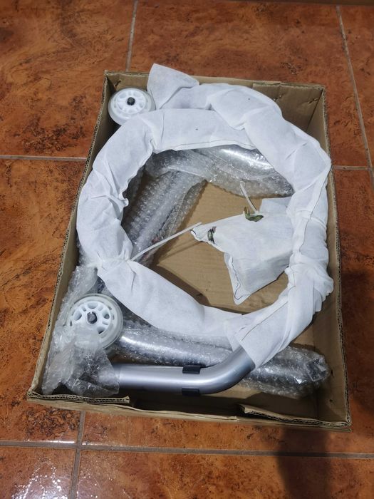 Cavalete Mota 2 em 1 - NOVO EM CAIXA - 45€