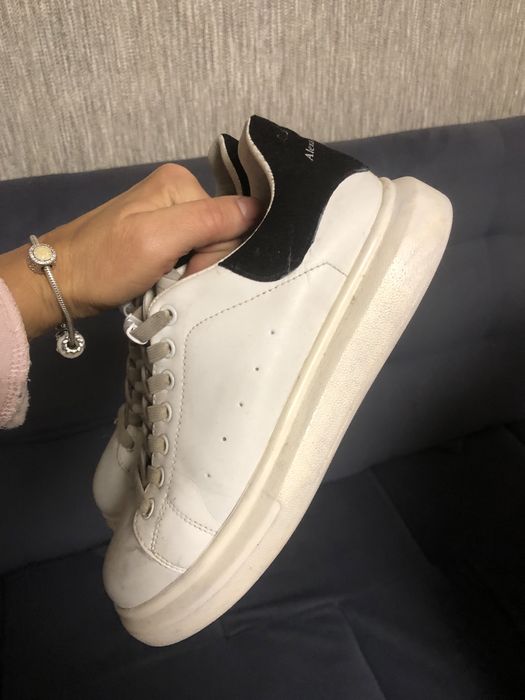 Кросовки туфлі маквіни