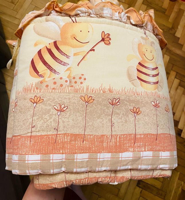 Продаю м‘які бортики на зав‘язці в дитяче ліжко