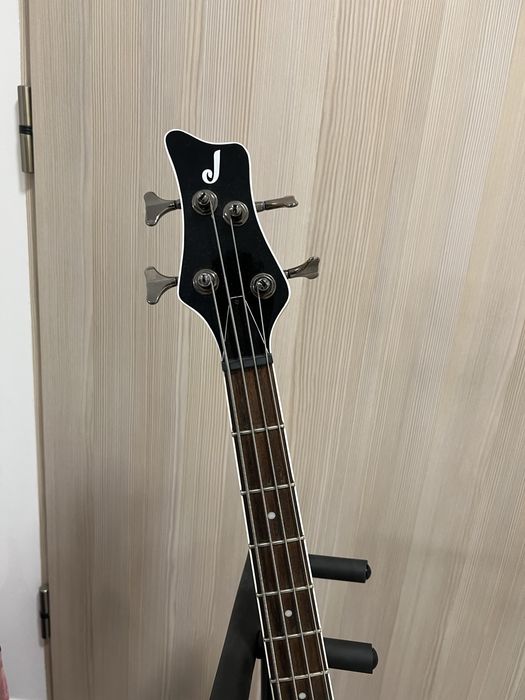 Gitara basowa Jackson JS3Q + pokrowiec