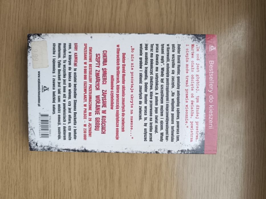 Simon Becket "Wołanie grobu"