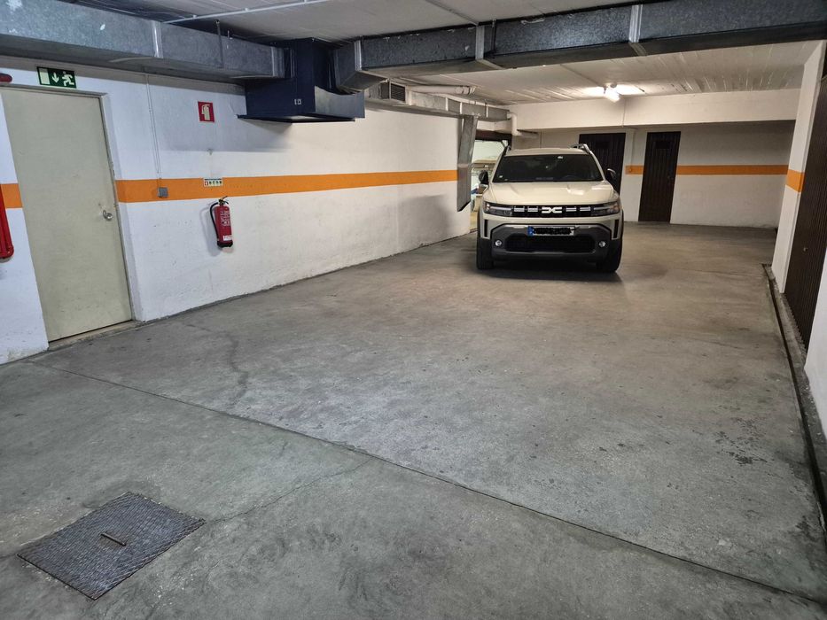 Garagem 3 carros - Miraflores