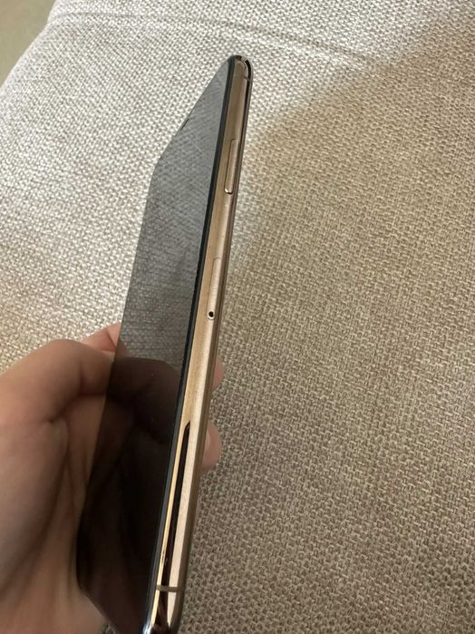 iPhone 11 Pro Max 64GB com presente grátis