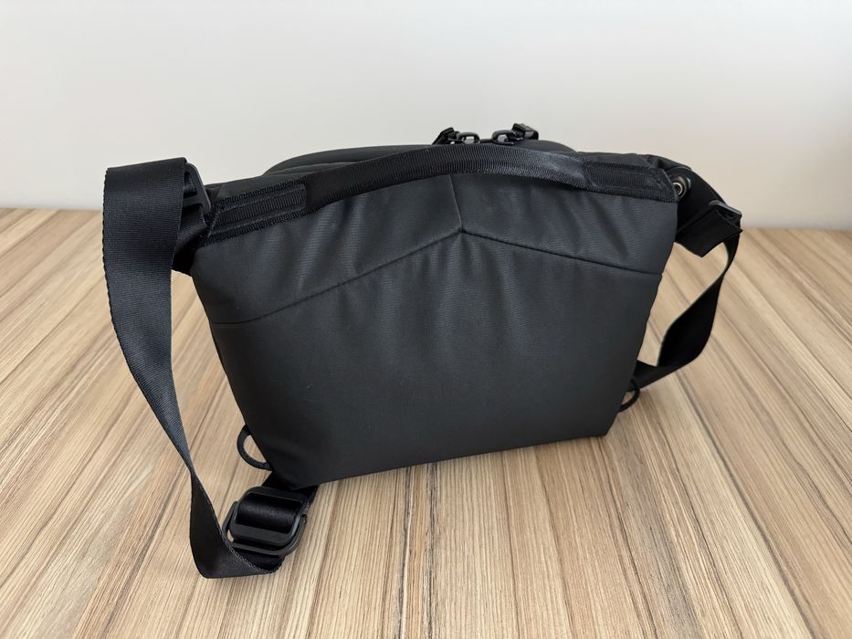 Peak Design Everyday Sling 3L