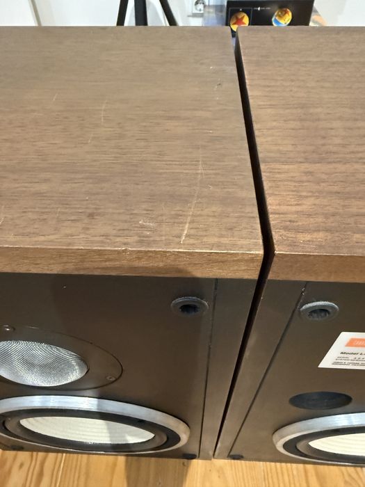 Colunas JBL L46 – Refoamed – Bom Estado