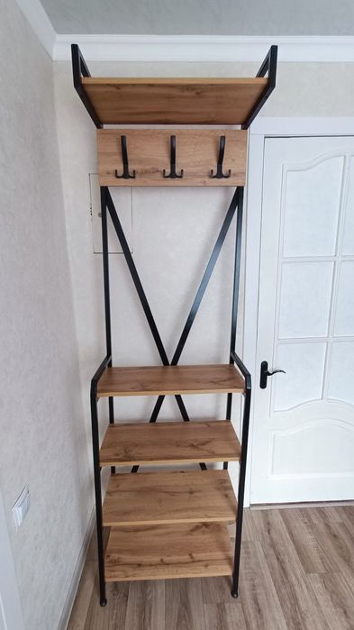 Вішалка для одягу в стилі Лофт