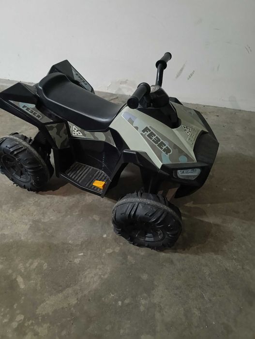 Moto 4 criança (Feber)