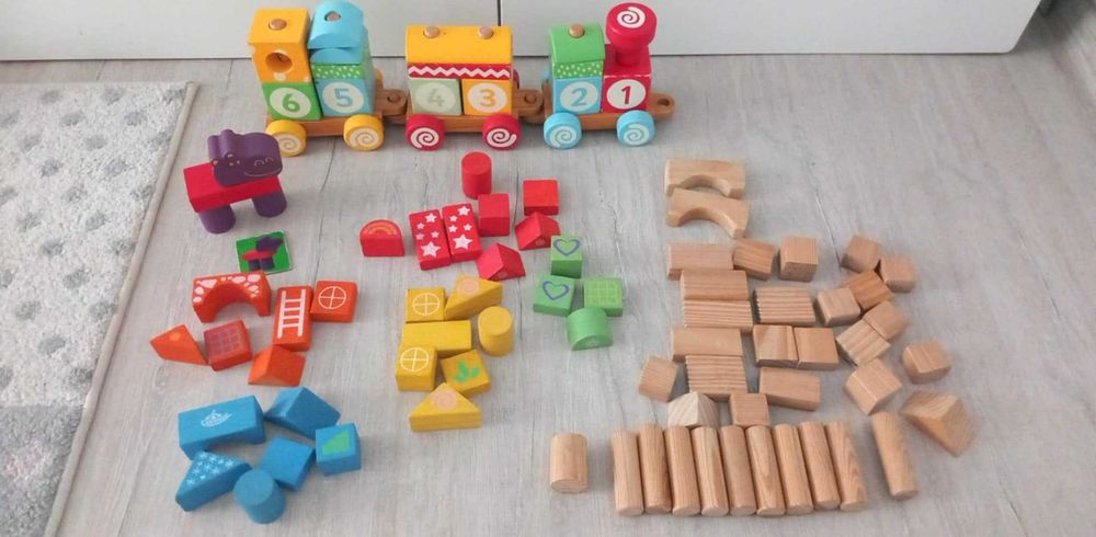 Drewniane klocki dla dzieci