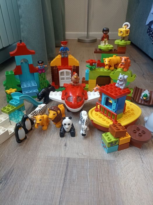 Lego duplo навколо світу