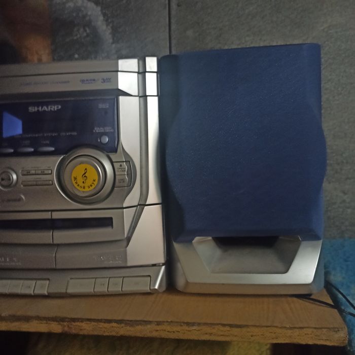 Тюнер для супутникового телебачення.