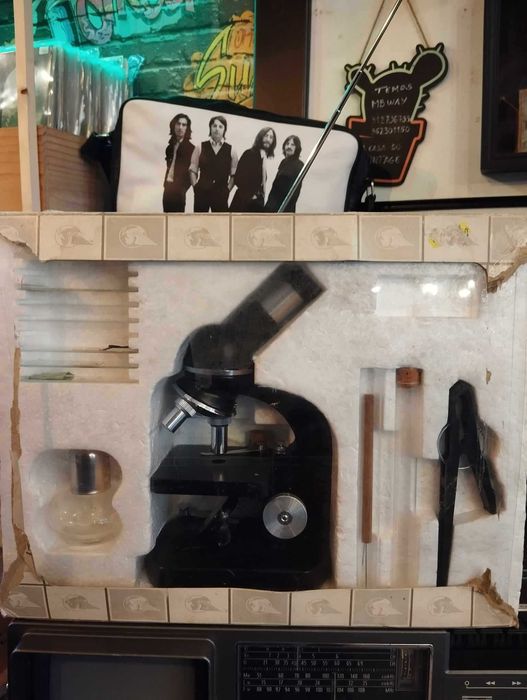 Microscopio Multifocal Anos 80