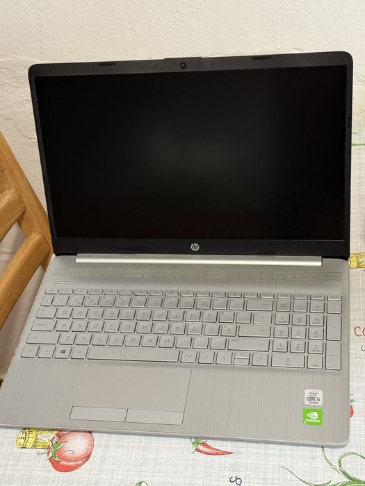 Computador HP i5 12GB RAM