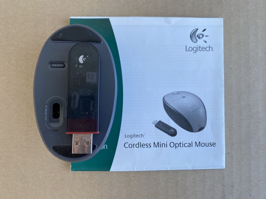 Rato óptico Logitech sem fios (mouse)