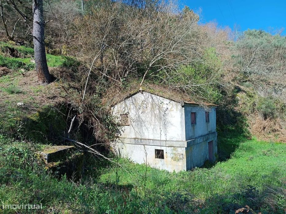 Moradia de dois quartos em Gondar,  perto da Amarante à face da estrad