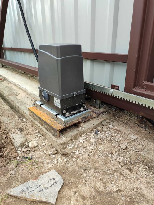 Виготовлення та монтаж відкатних  воріт+автоматика монтаж під ключ