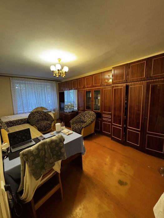 Продам 3 кімнатну чешку в районі вул. Героїв Майдану-Скальда